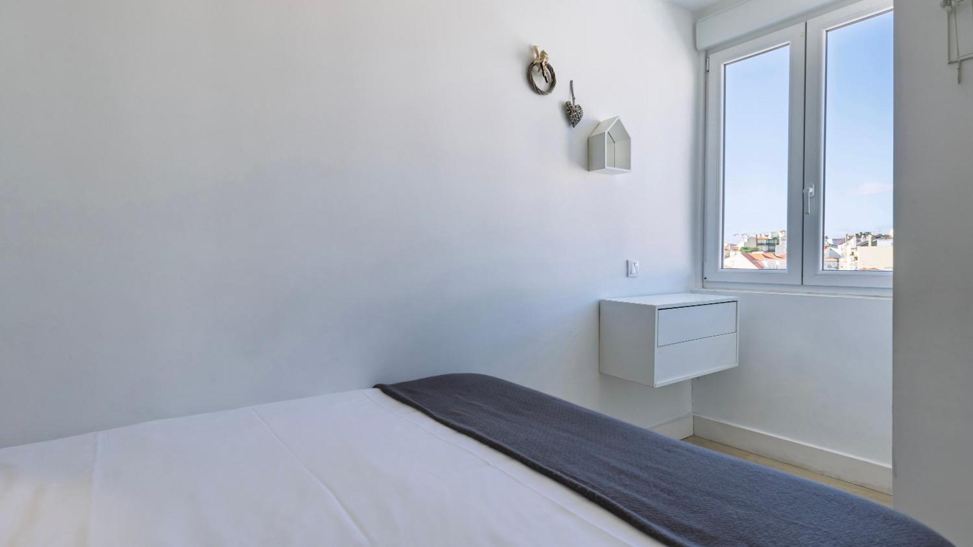 Classic Topfloor Apartment By Lovelystay Lisbon Bagian luar foto
